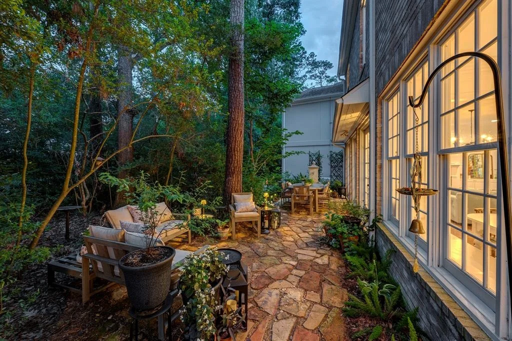 Photo of 30 Hudson Circle
