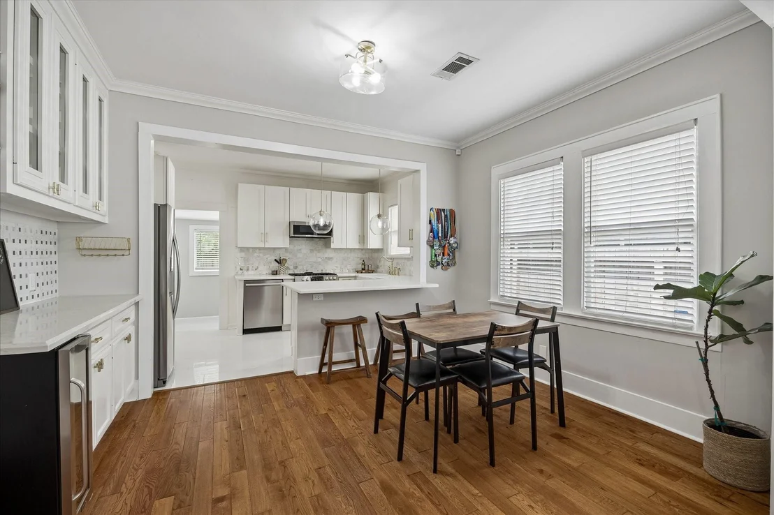 Photo of 2231 Singleton Street