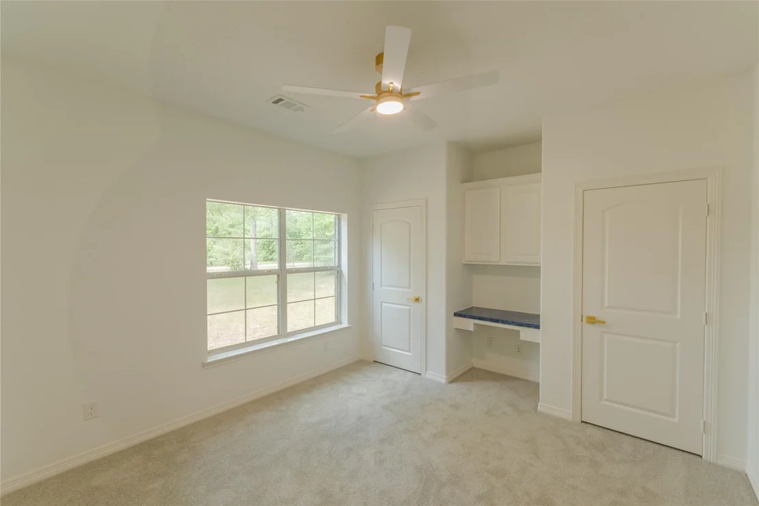 Photo of 1608 Southern Oaks Drive