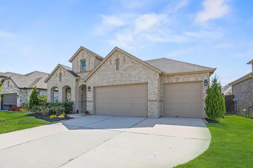 Photo of 20923 Bradley Gardens Drive