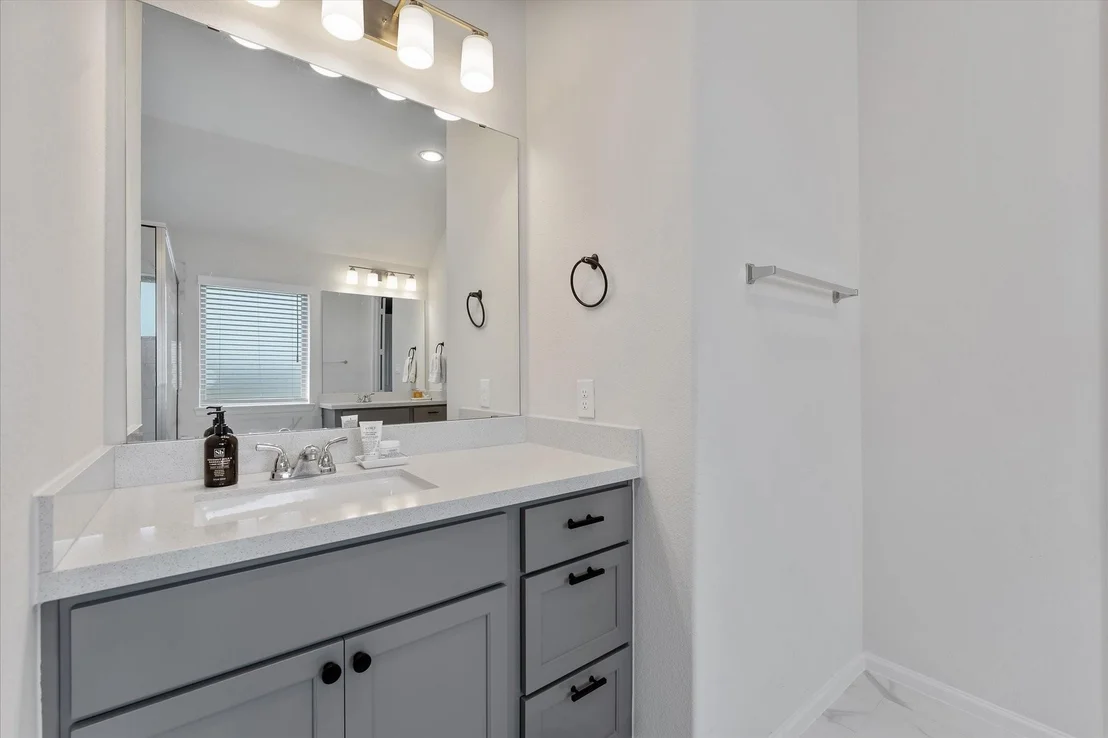 Photo of 10606 Beacon Harbor Way