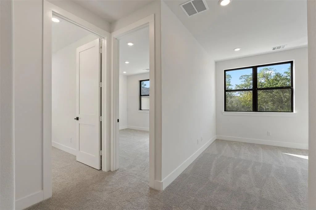 Photo of 406 Forest Reserve Place