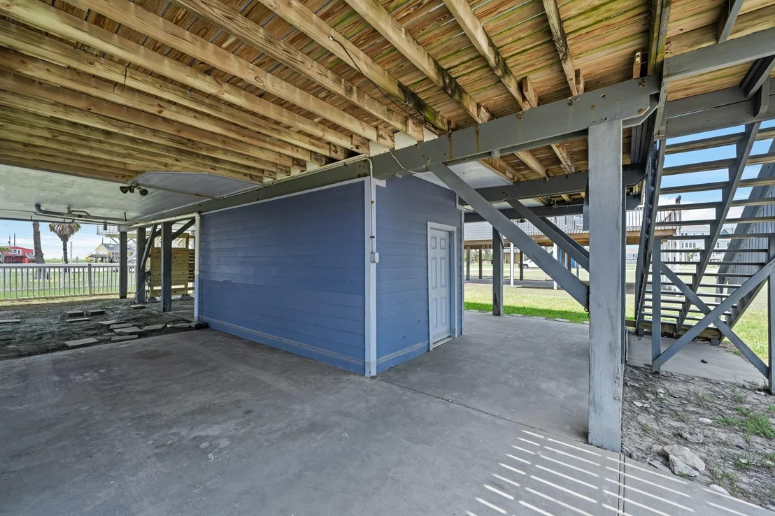 Photo of 12927 Buccaneer Parkway