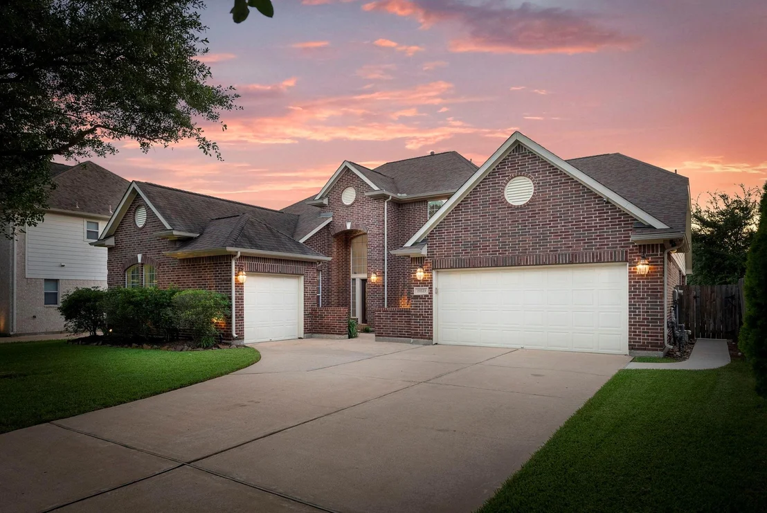 Photo of 19223 Senterra Lakes Boulevard