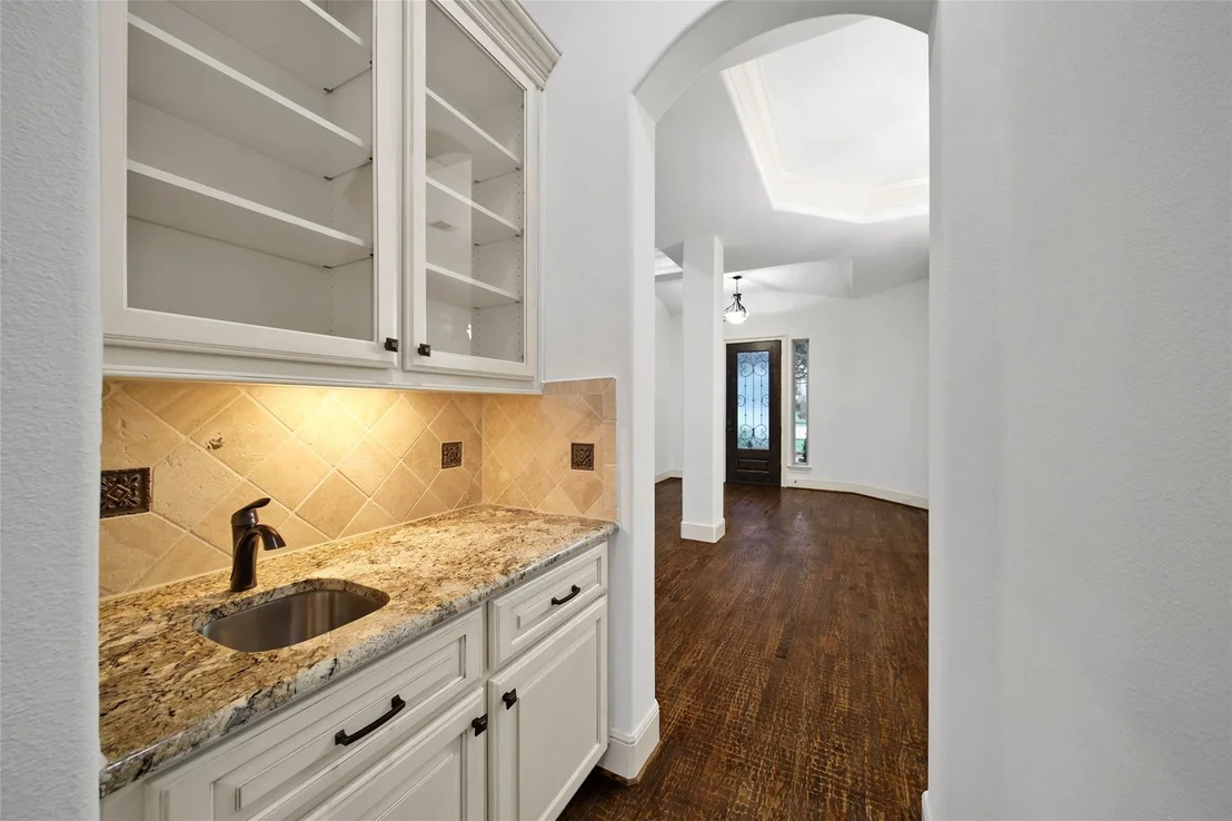 Photo of 5202 Creekland Circle