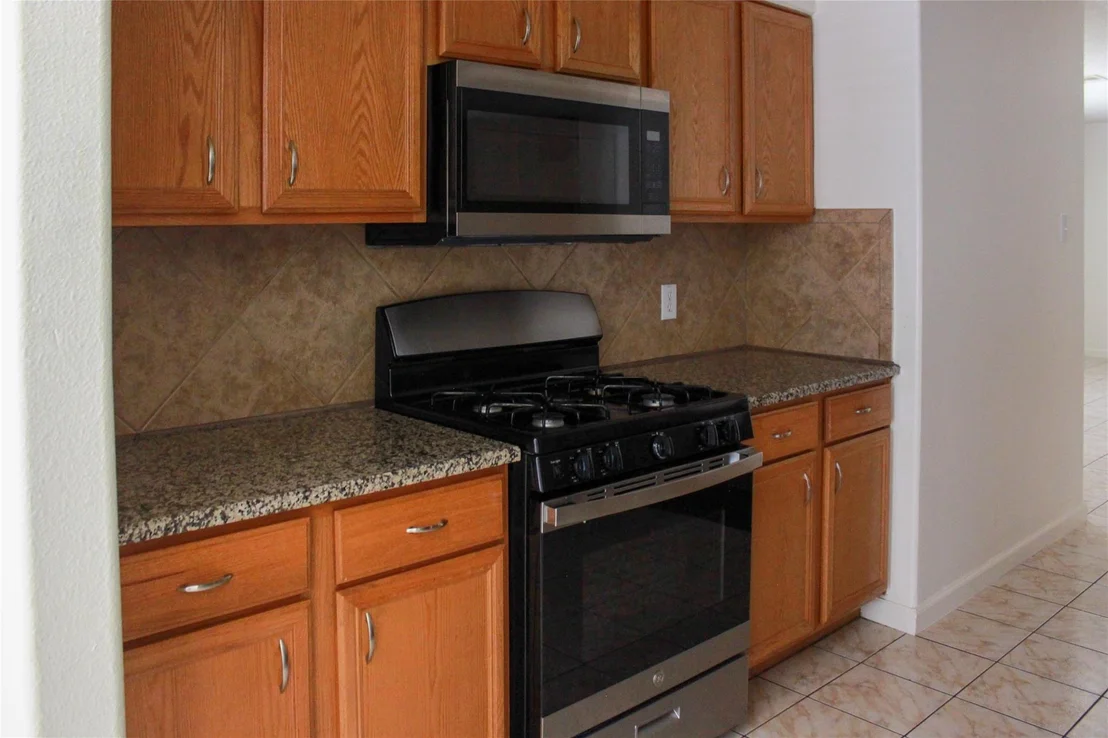 Photo of 16945 Scenic Knoll