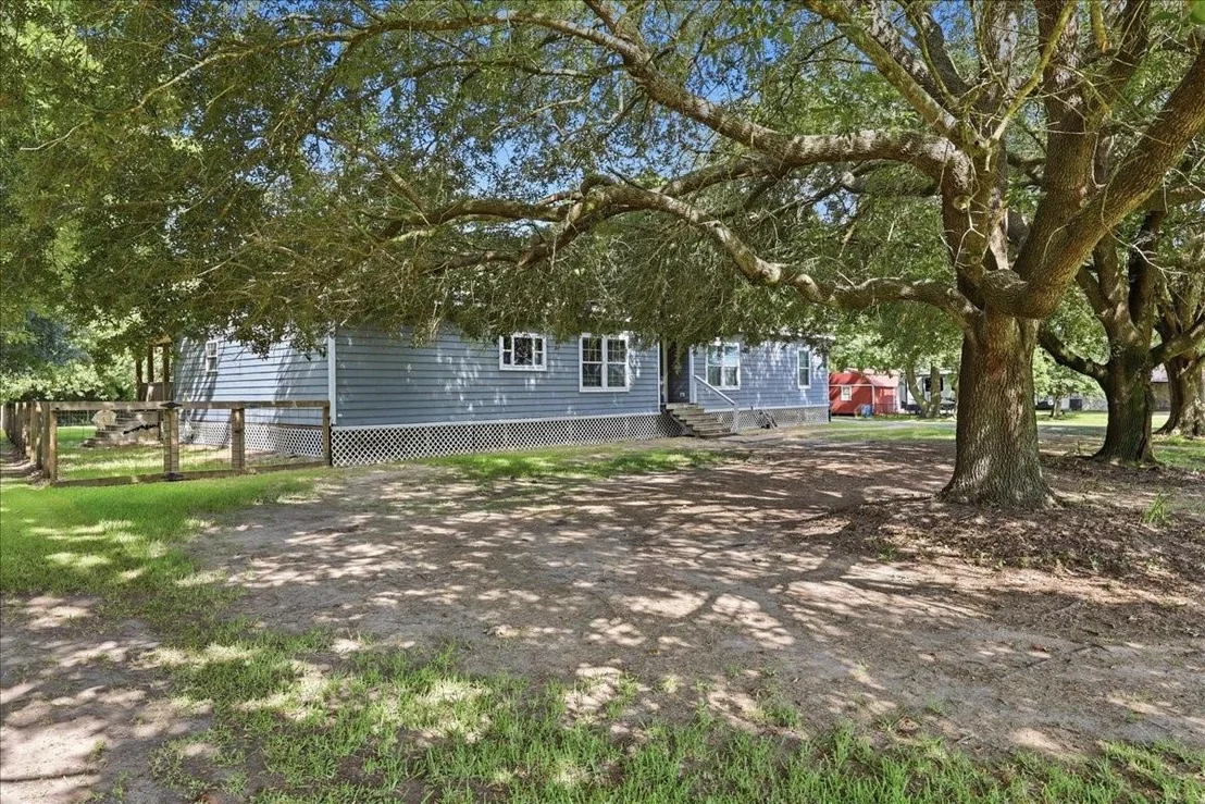 Photo of 11966 Louis Drive