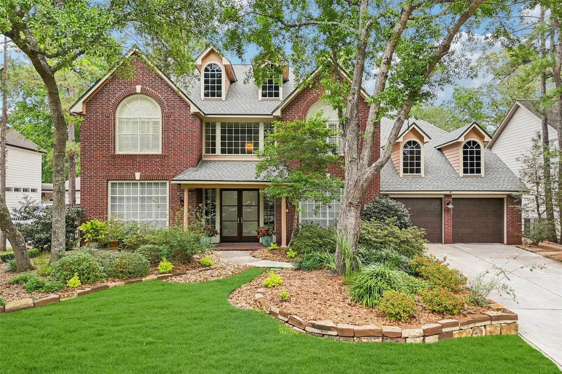 Photo of 18 Woodmere Place