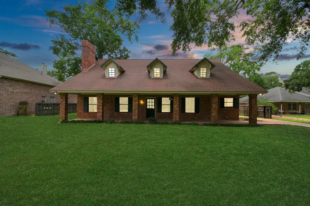 Photo of 21507 Whispering Pines