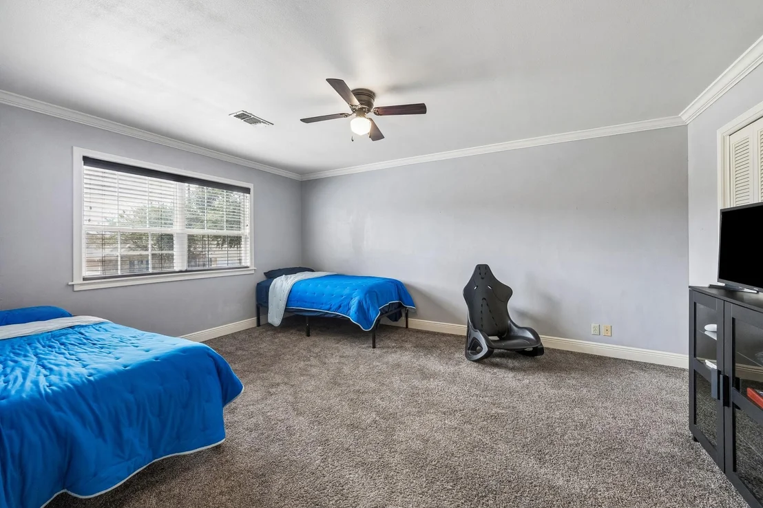 Photo of 1003 Eagle Lake Road