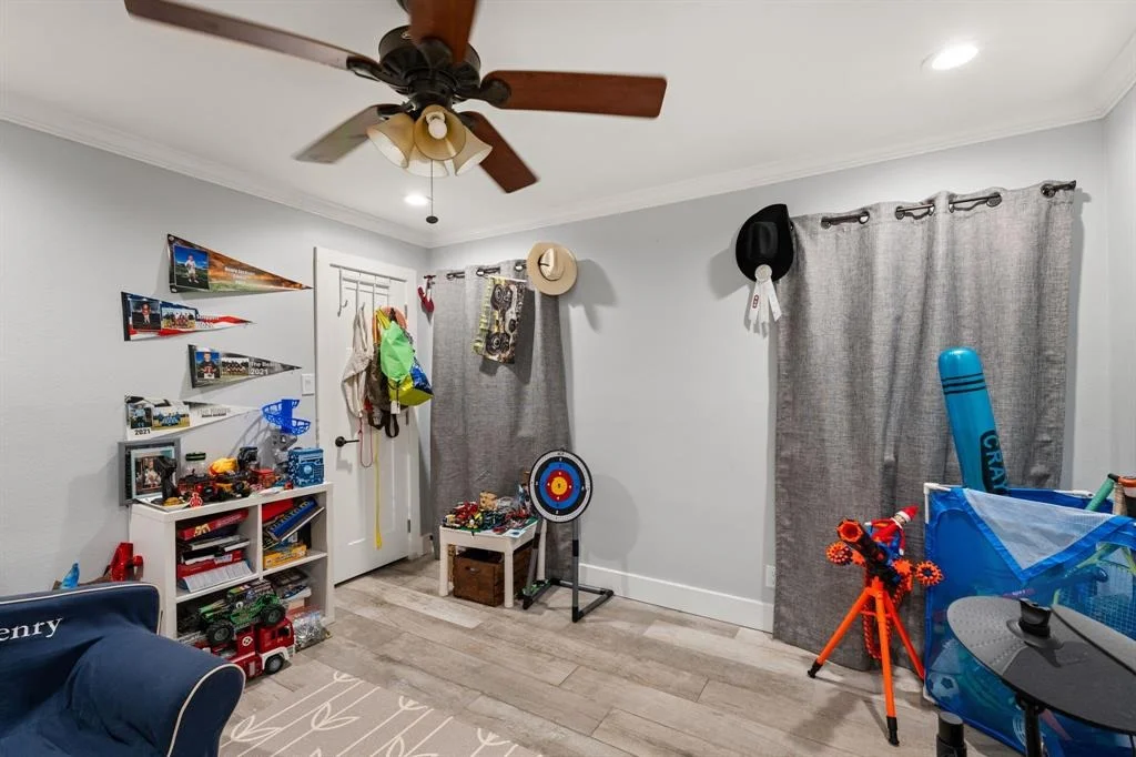 Photo of 10058 Cedardale Drive