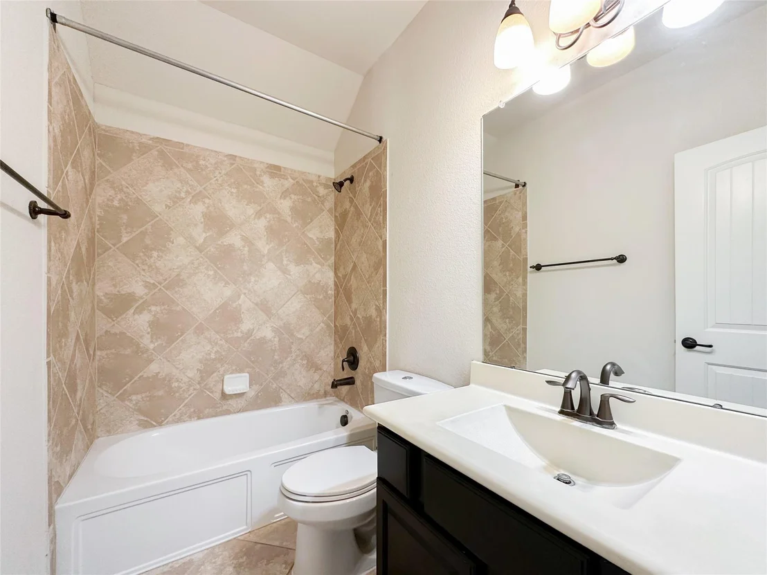 Photo of 110 S Sawbridge Circle