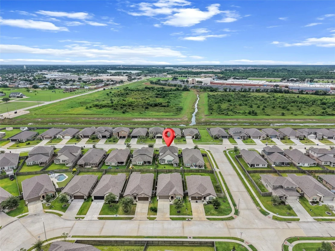 Photo of 10112 Hermann Trace