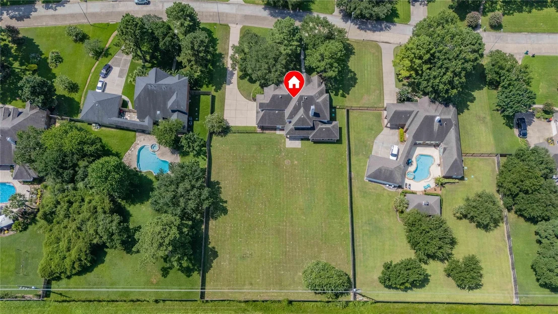 Photo of 17802 White Oak Hill