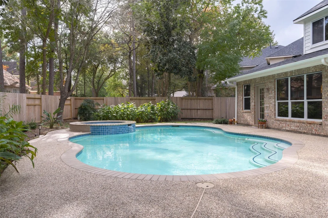 Photo of 150 Goldenvine Court