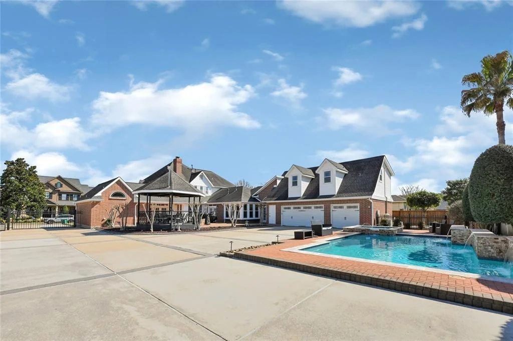 Photo of 6834 Cedar Point Drive