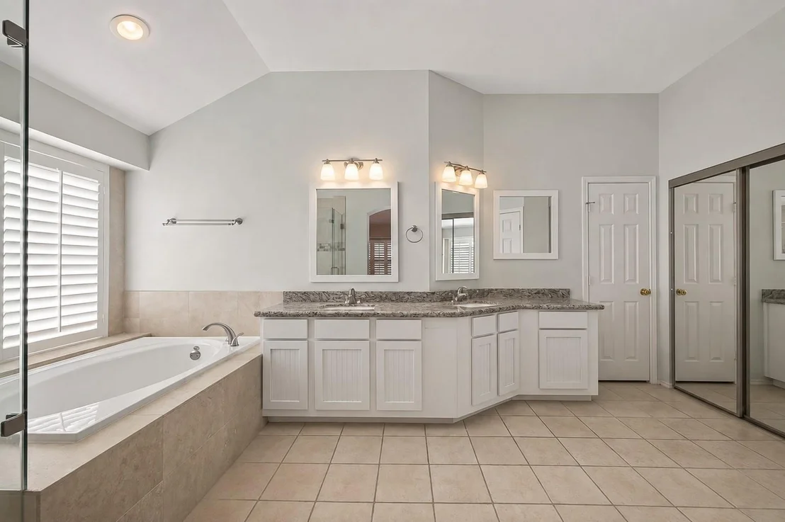 Photo of 15626 Winding Valley Drive