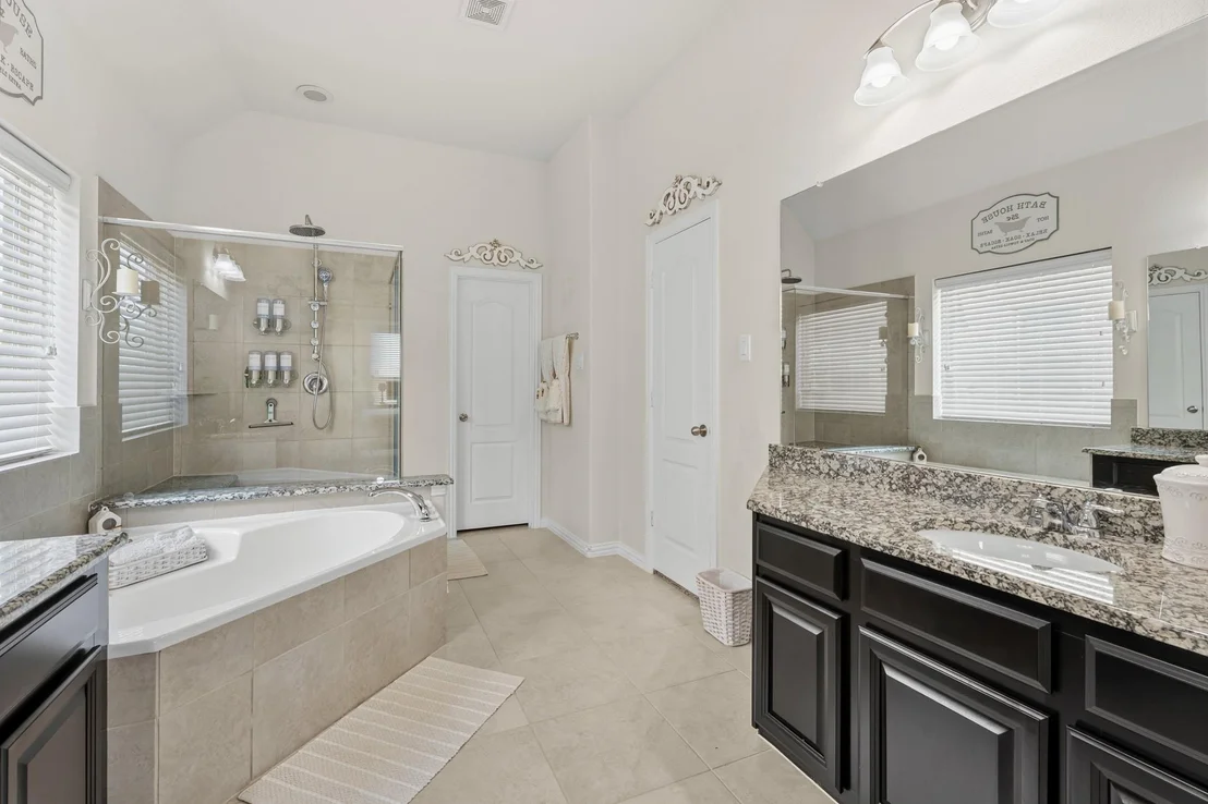 Photo of 2710 Park Crossing