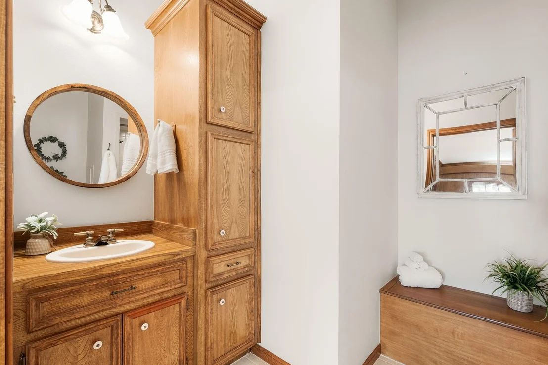 Photo of 105 Greenbriar Drive