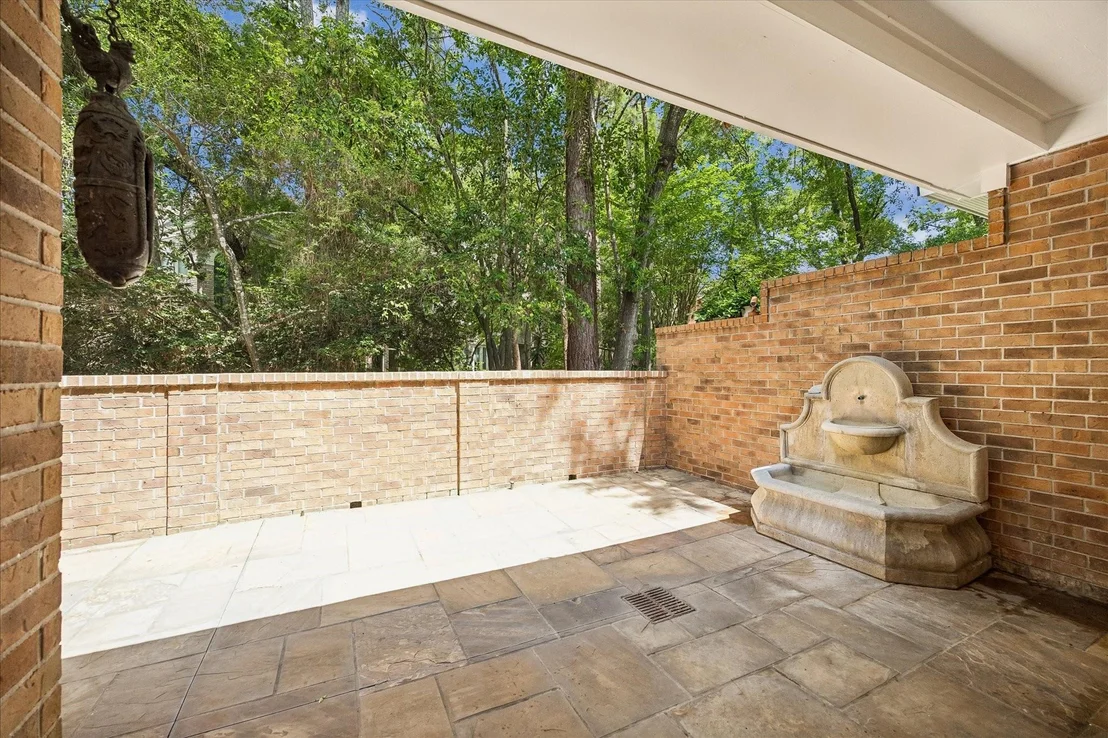 Photo of 231 Sugarberry Circle