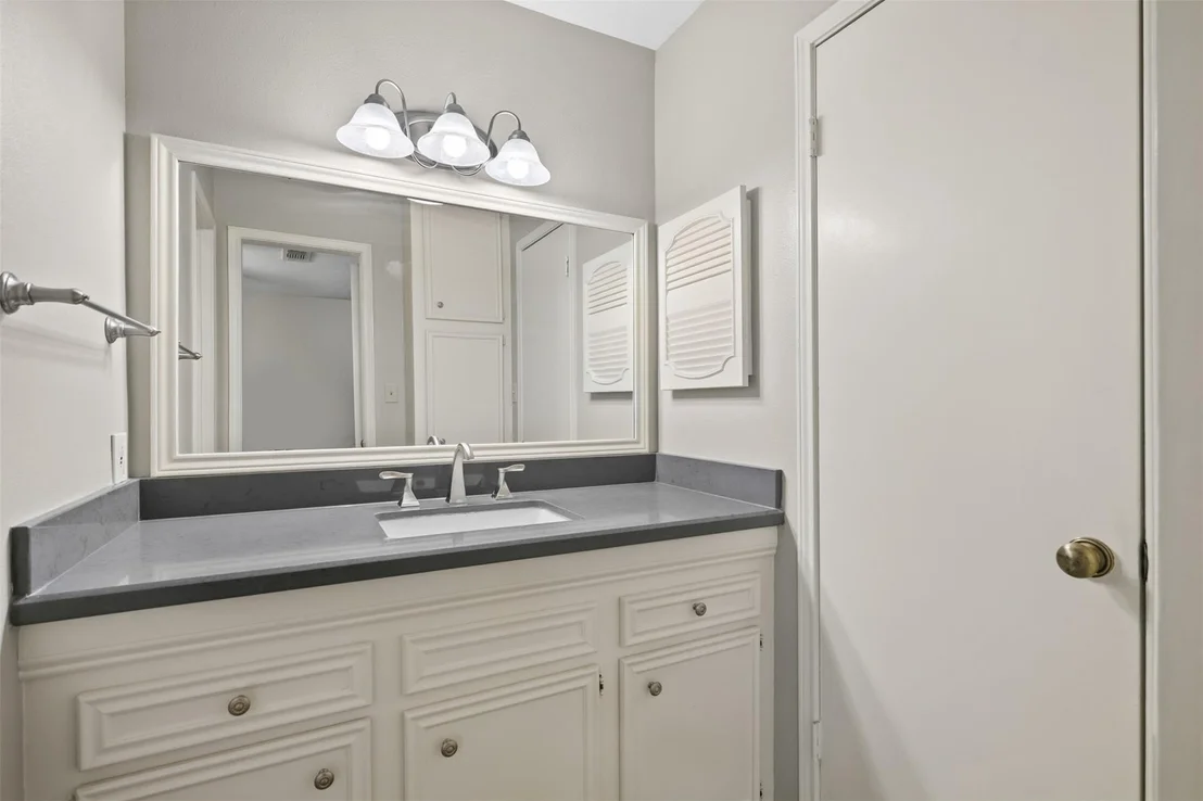 Photo of 25907 Long Hill Lane