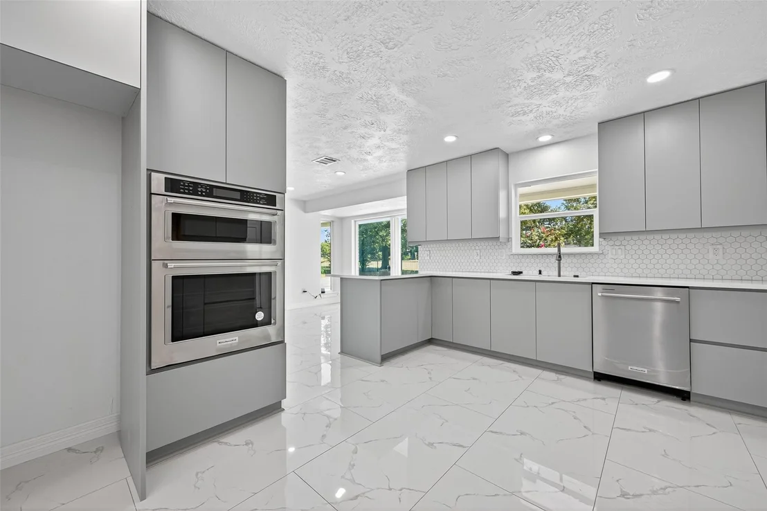 Photo of 559 Hampton Road