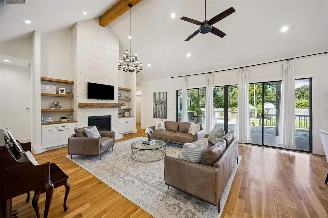 Photo of 9333 Spring Branch Drive