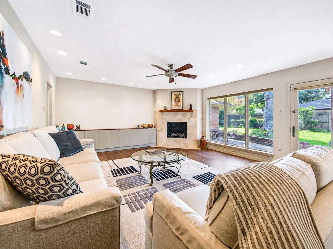 Photo of 5107 Queensloch