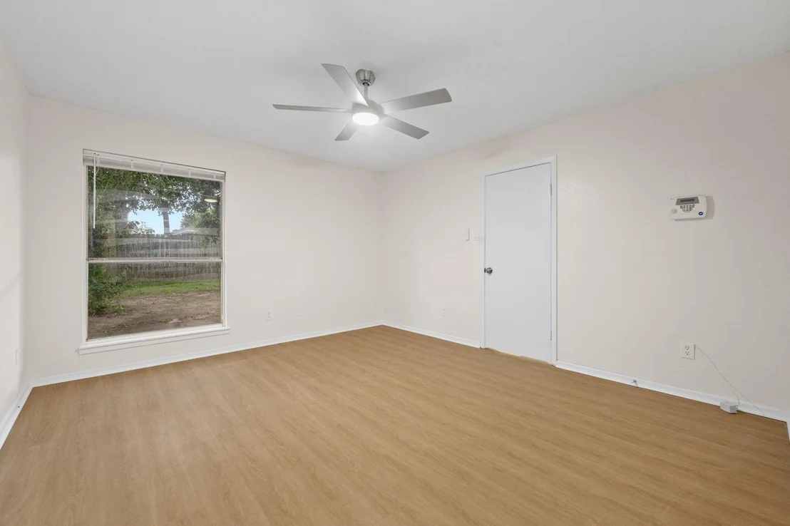 Photo of 11023 Maple Rock Drive