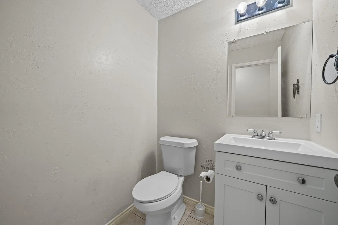 Photo of 11123 Gatesden Drive