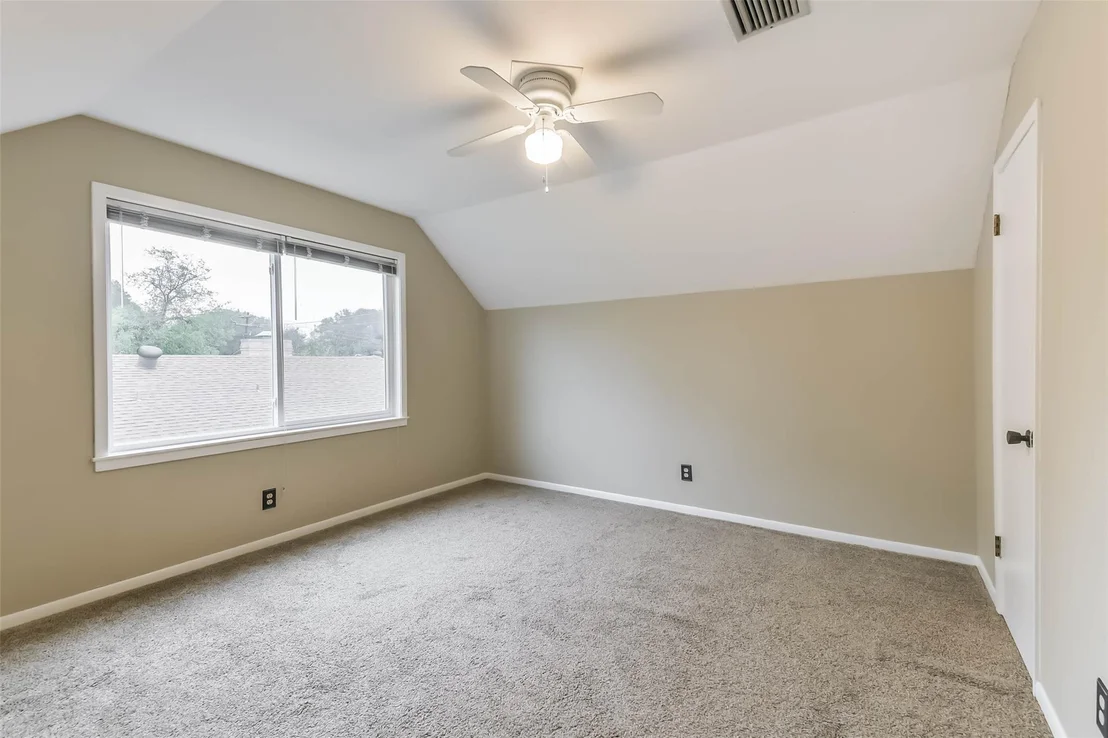 Photo of 1210 Timber Lane