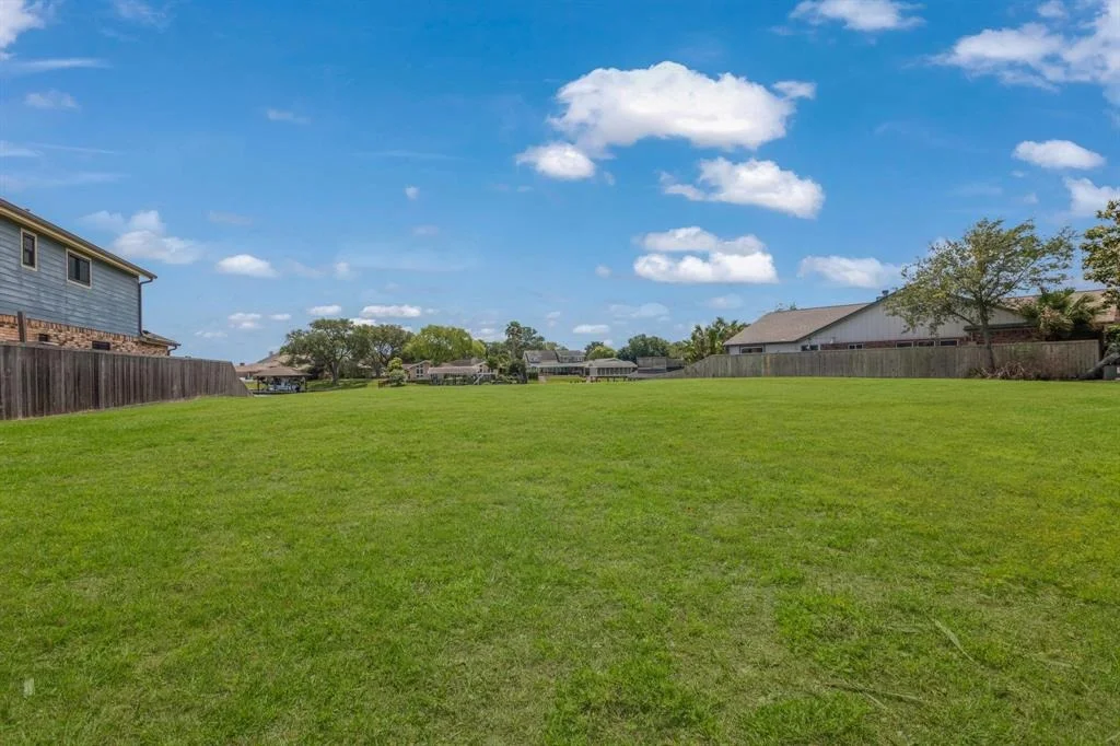 Photo of 22 Lakeview Drive