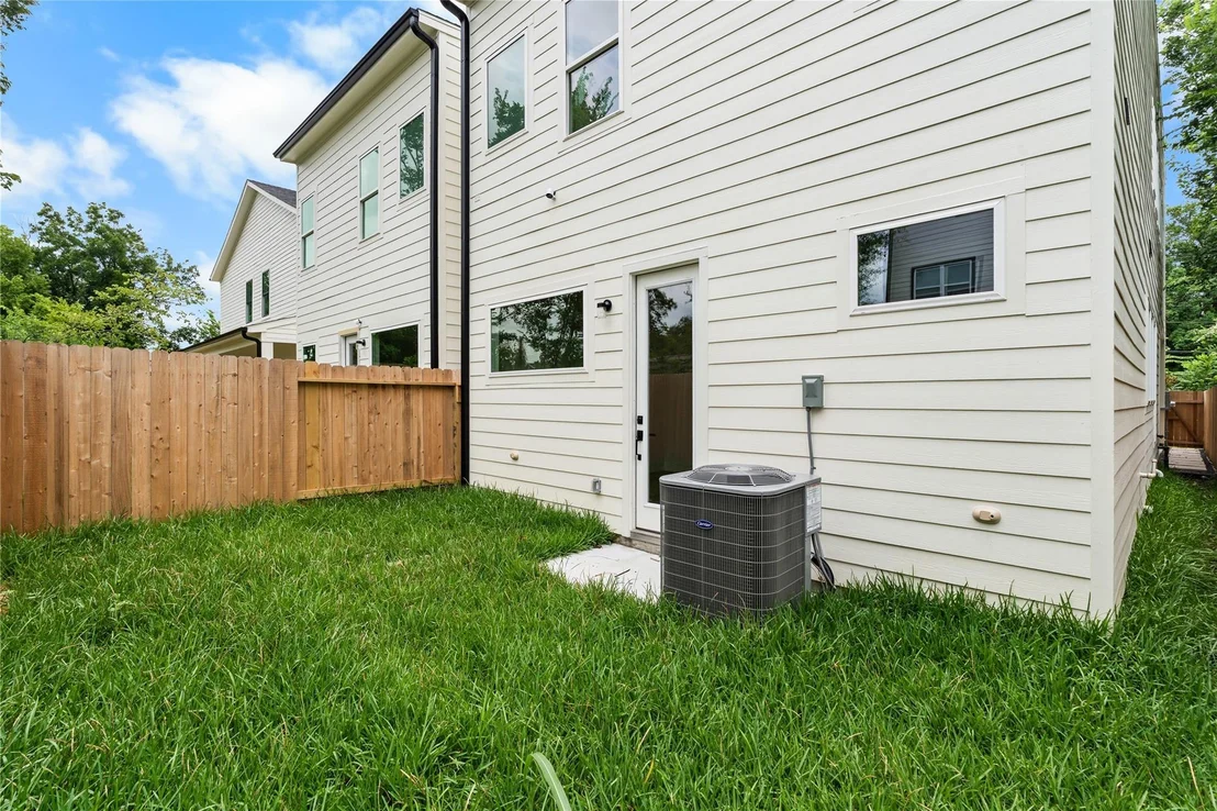 Photo of Unit A at 3539 Mainer Street