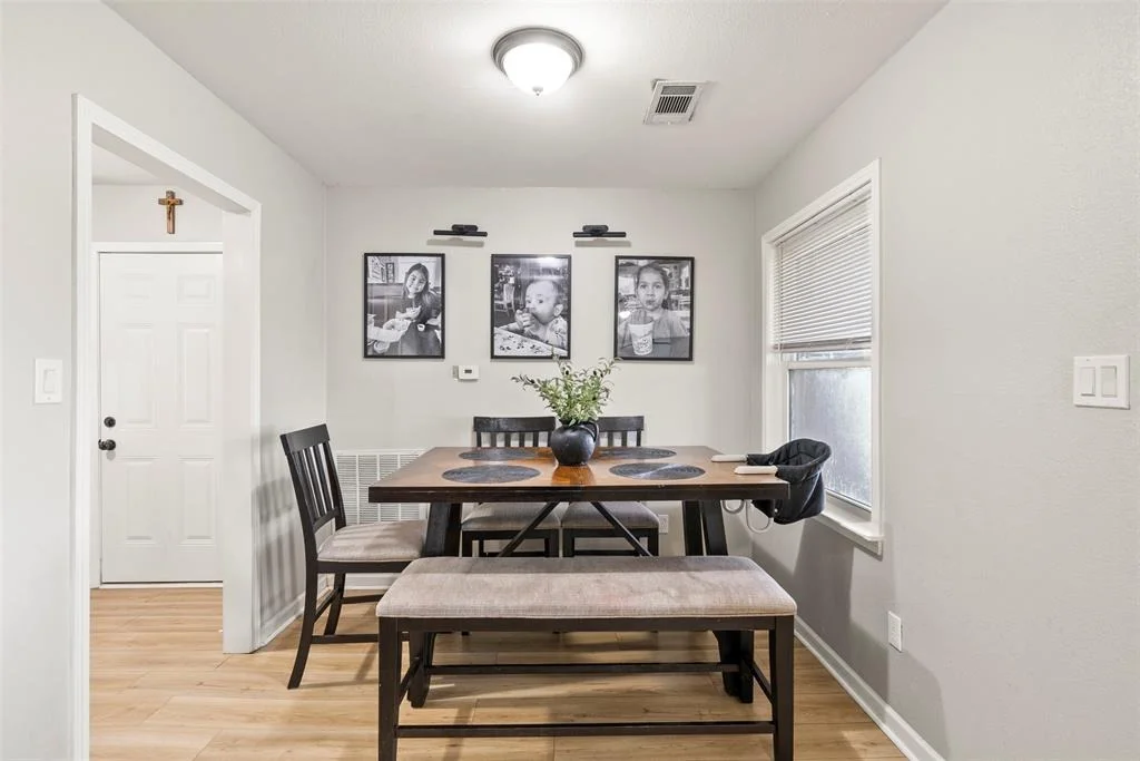Photo of 915 Temple Drive
