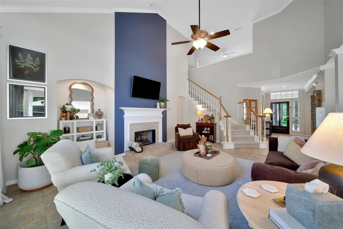Photo of 43 E Sandalbranch Circle