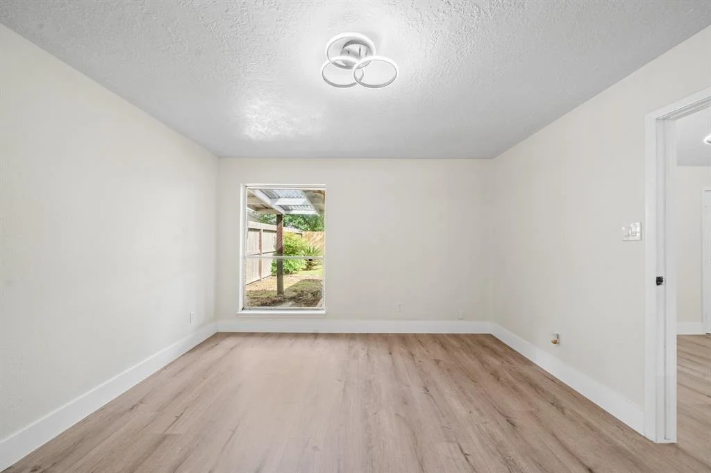 Photo of 11115 Maple Rock Drive
