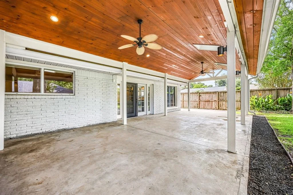 Photo of 10718 Dunlap Street