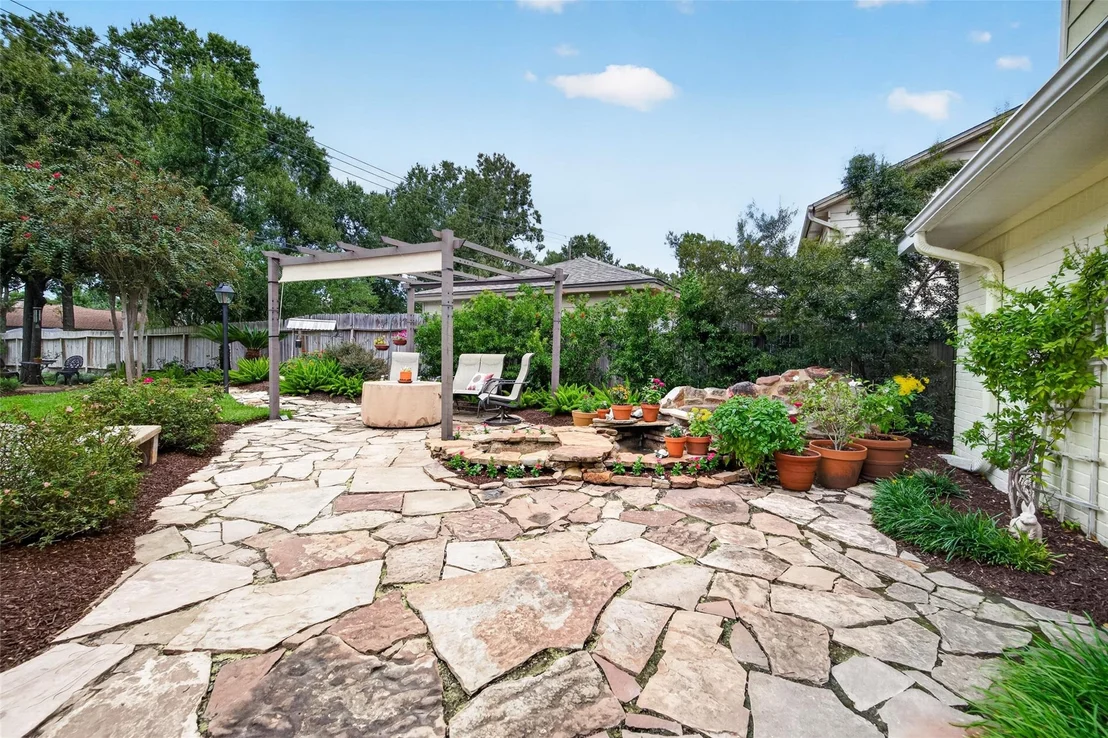 Photo of 4127 Manorfield Drive