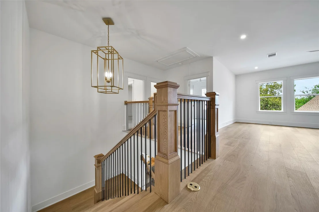 Photo of 1191 Chamboard Lane