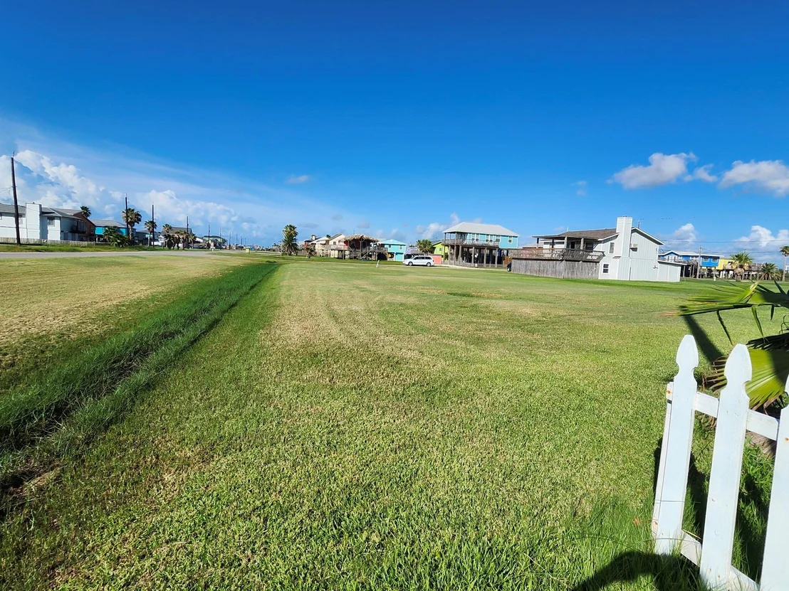 Photo of 522 Surf Drive
