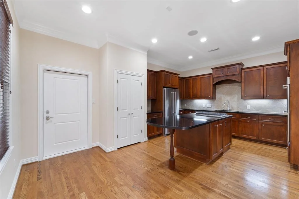 Photo of 4508 Larch Lane