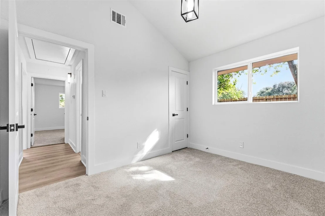 Photo of 7502 Woodsman Trail