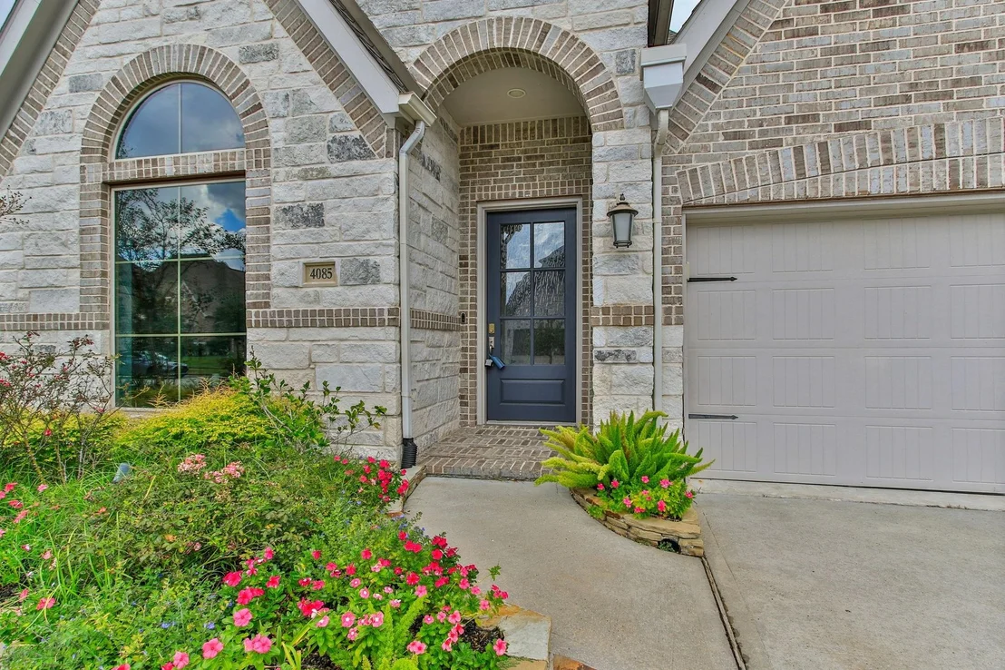 Photo of 4085 Emerson Cove Drive
