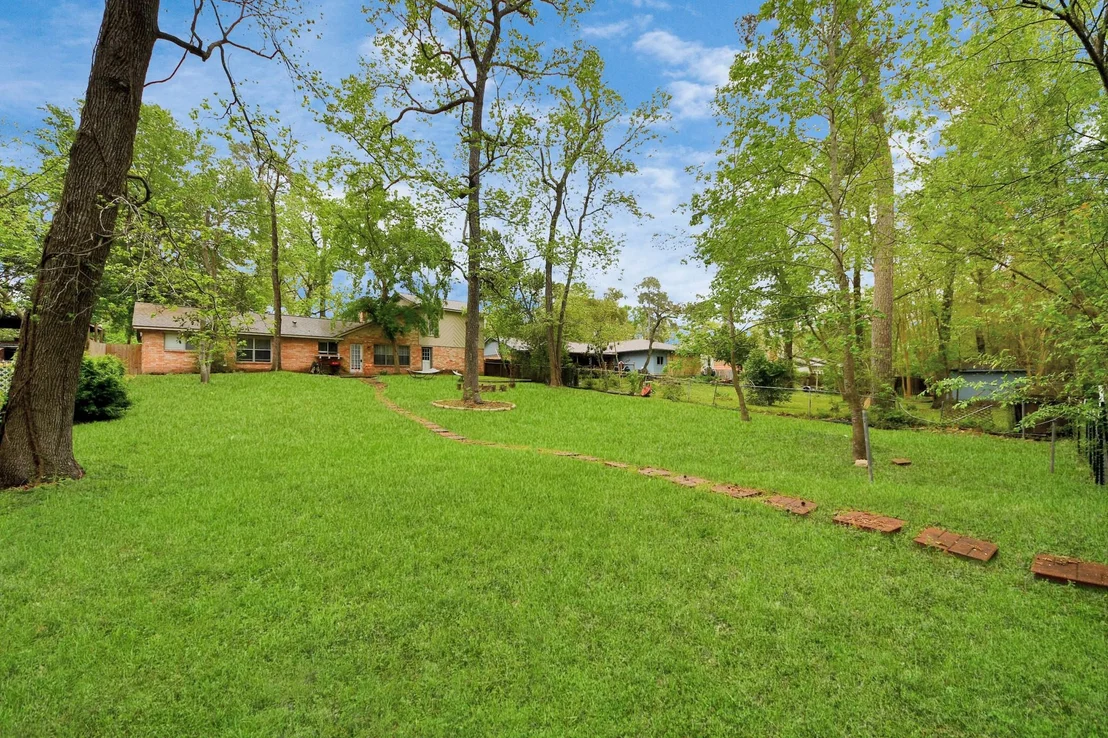 Photo of 25803 Timber Lakes Drive