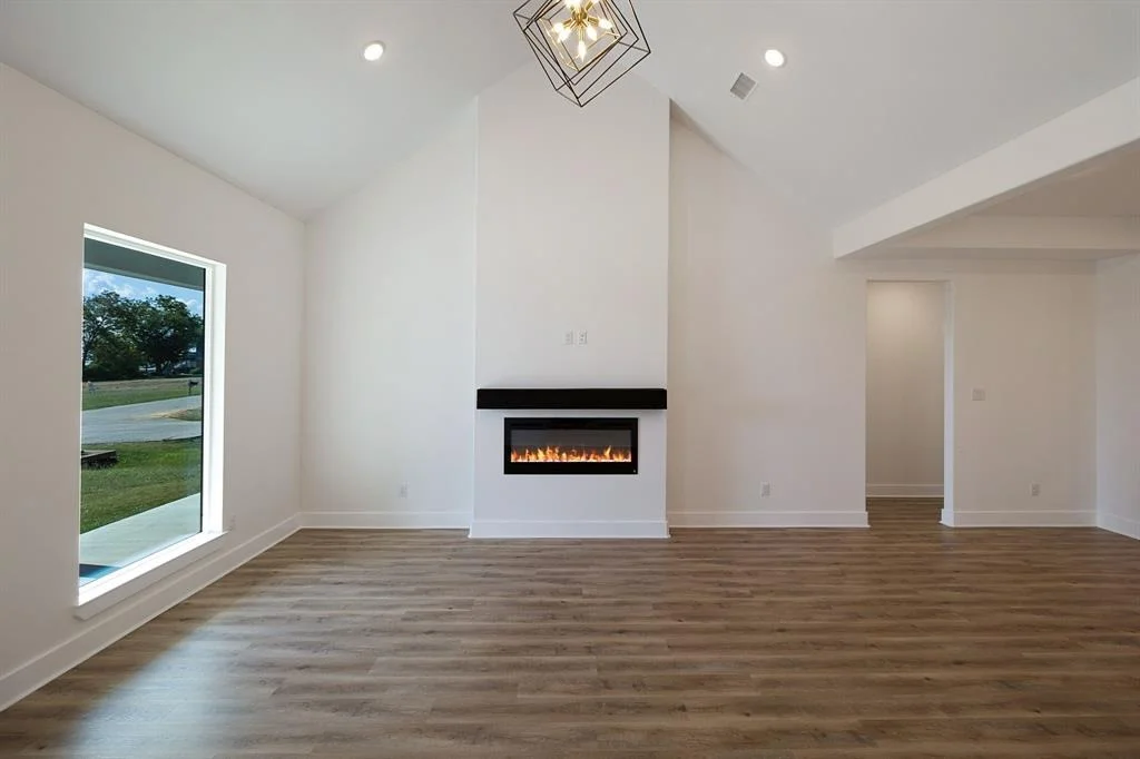 Photo of 409 Echo Lane