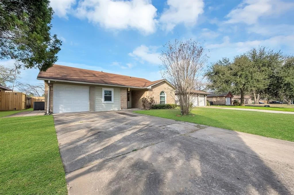 Photo of 7726 Log Hollow Drive
