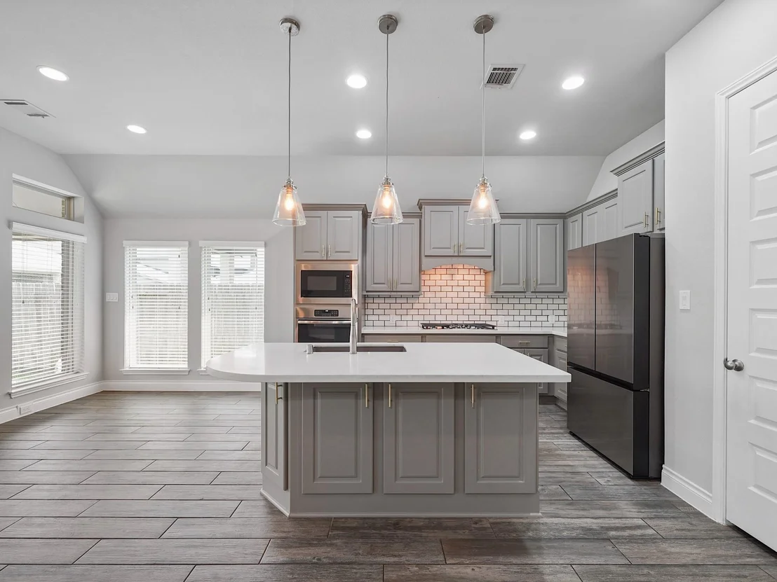 Photo of 28426 Sycamore Falls Lane