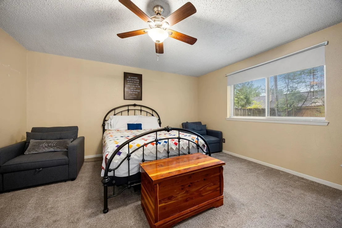 Photo of 17411 Huntersglen Circle