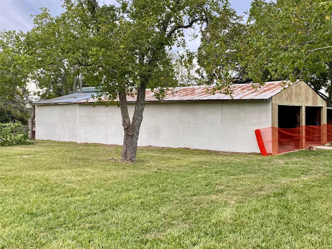 Photo of 2609 Hughes Road