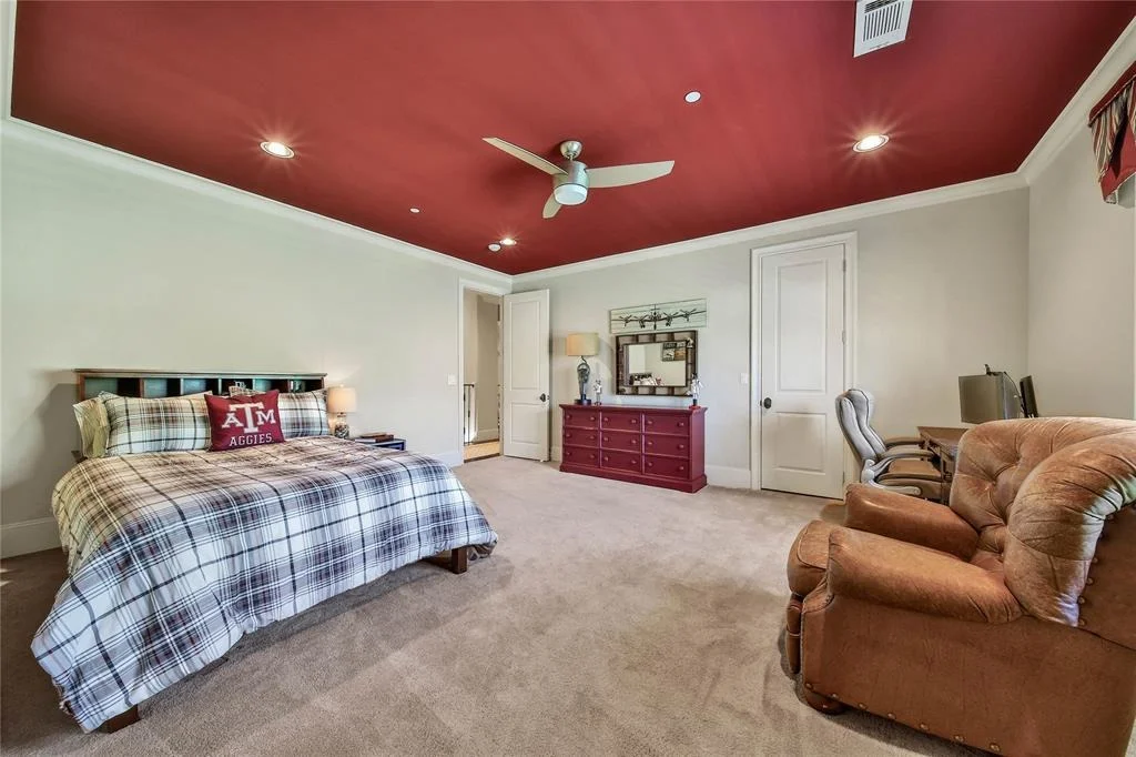 Photo of 306 Rainier Drive